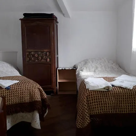 Bed & Breakfast Edelweiss Lurdy